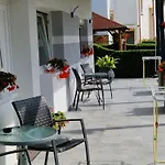 Hajnalka Vendeghaz Penzion Bük