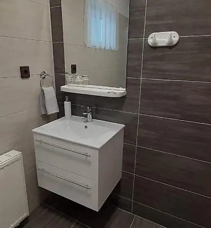 게스트하우스 Hajnalka Vendeghaz 3*