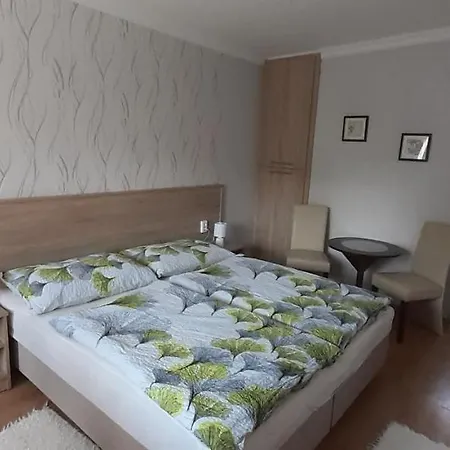 Hajnalka Vendeghaz 3* Bük