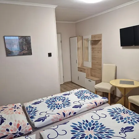 Hajnalka Vendeghaz 3*