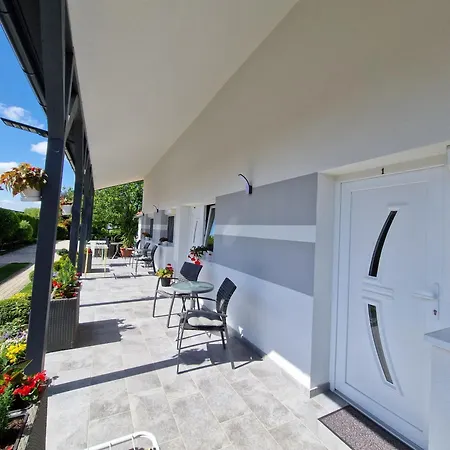 Hajnalka Vendeghaz 3*