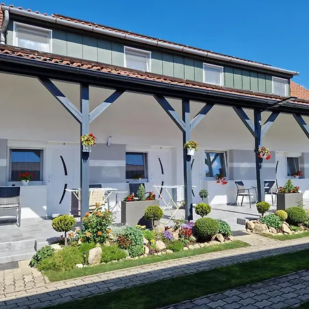 Hajnalka Vendeghaz 3* Bük