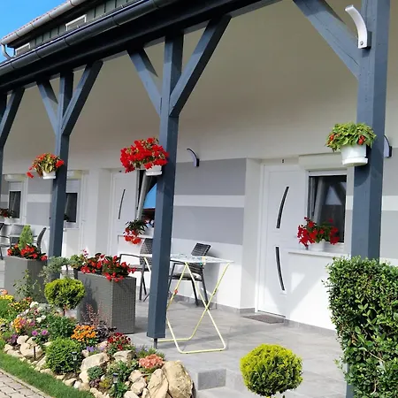 게스트하우스 Hajnalka Vendeghaz