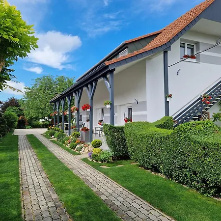 게스트하우스 Hajnalka Vendeghaz